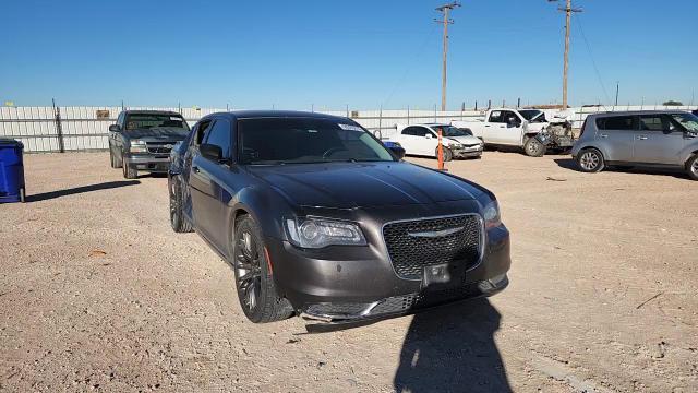 2019 Chrysler 300 Touring VIN: 2C3CCAAG4KH614316 Lot: 90395815