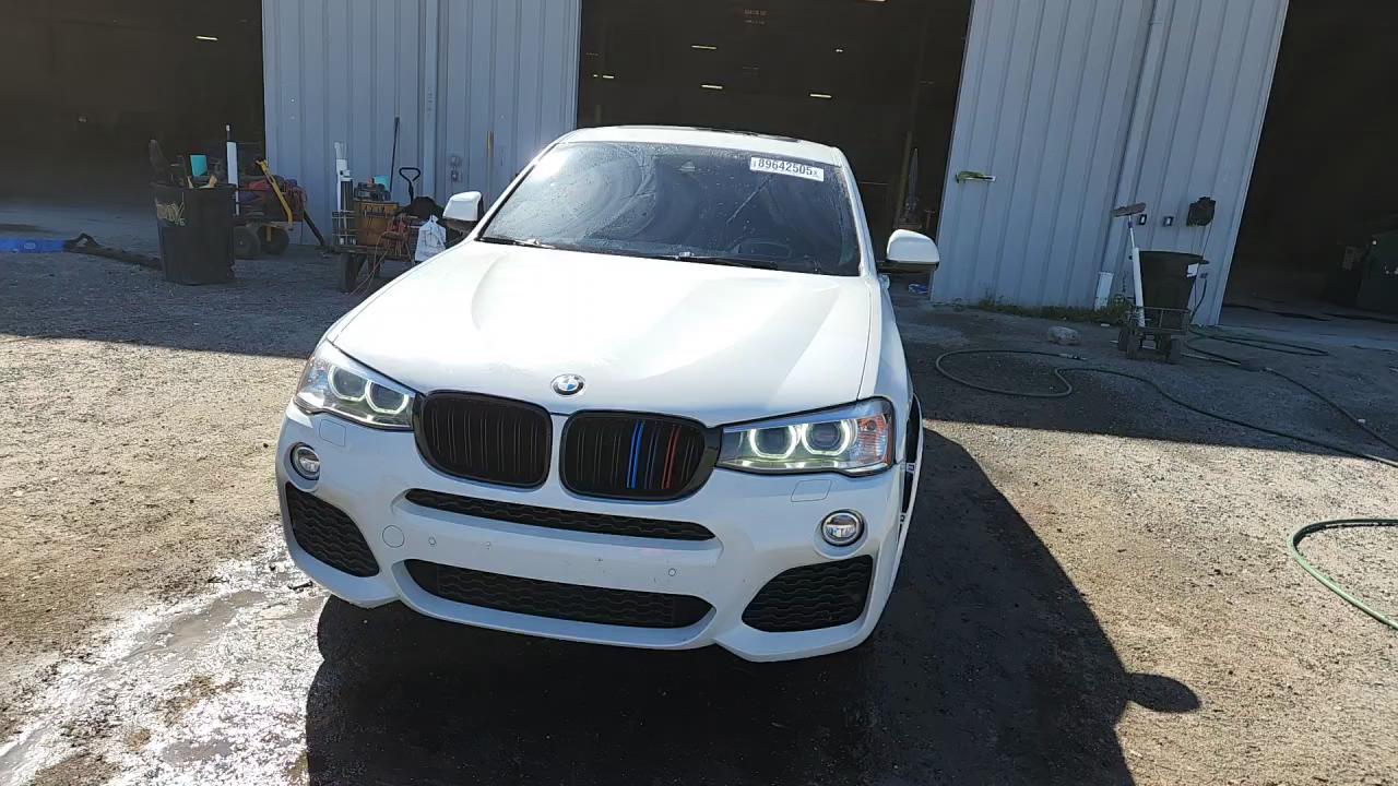 Фото: 5UXXW3C56J0T83089