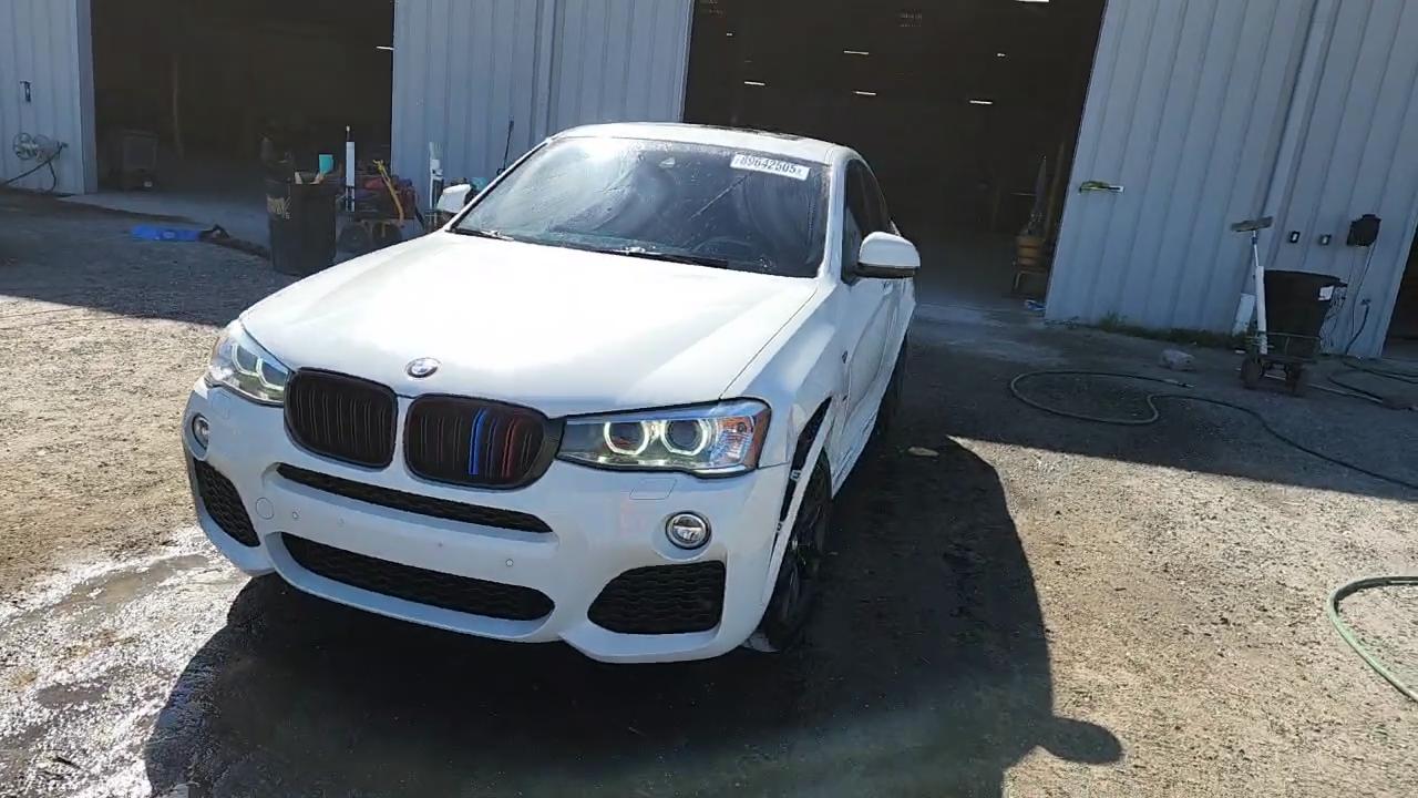 Фото: 5UXXW3C56J0T83089