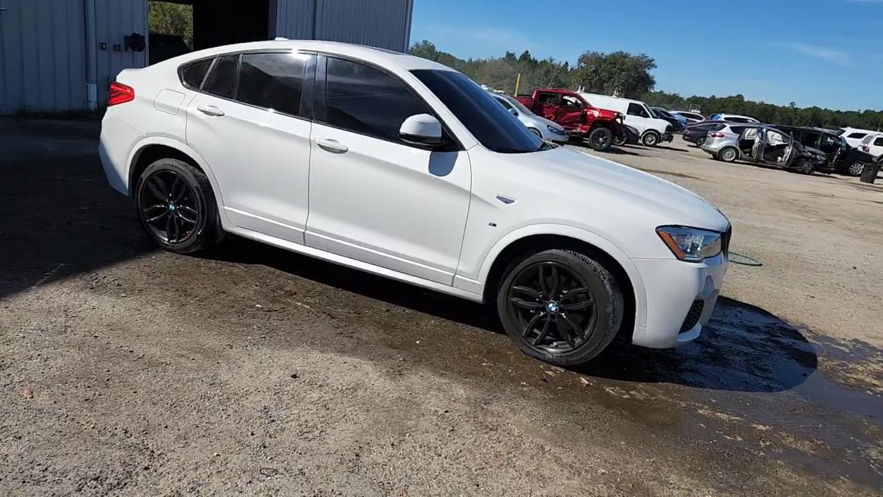 Фото: 5UXXW3C56J0T83089