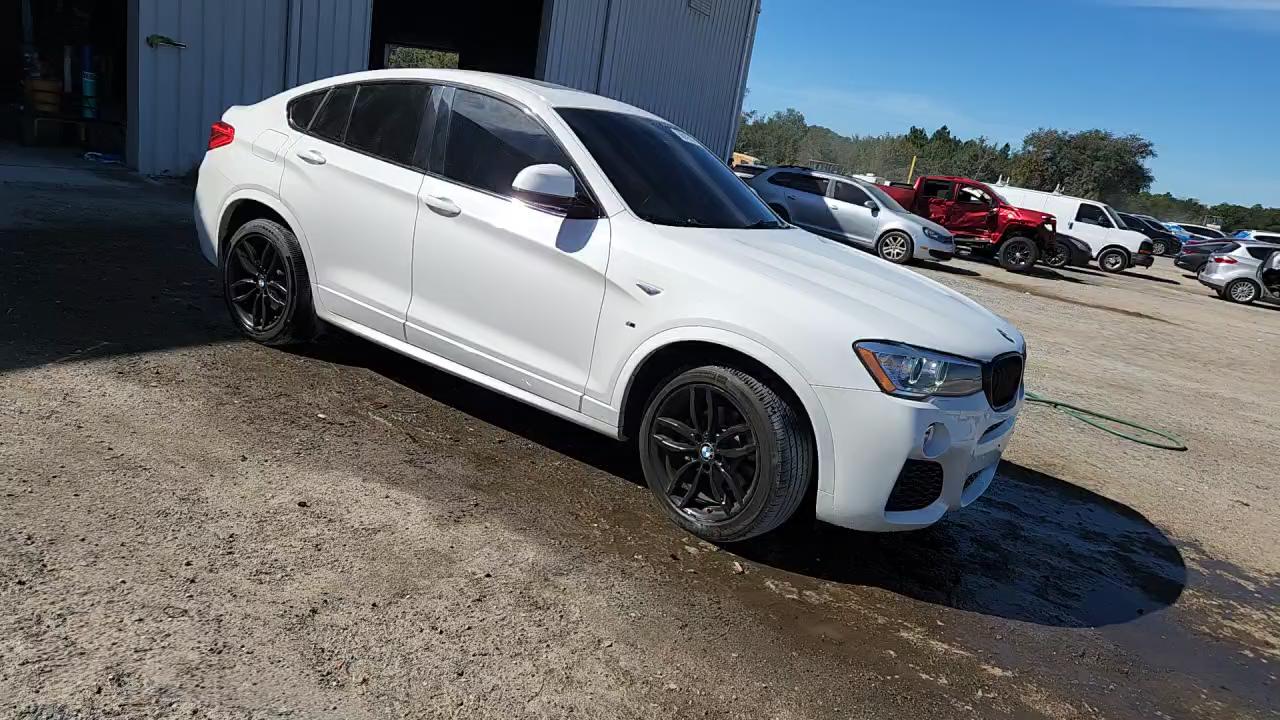 Фото: 5UXXW3C56J0T83089