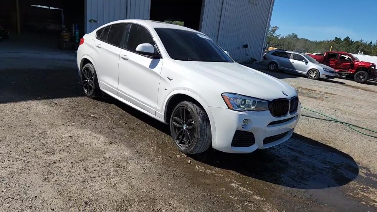 Фото: 5UXXW3C56J0T83089