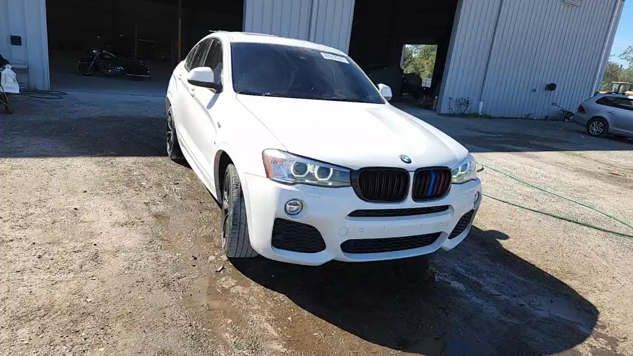 Фото: 5UXXW3C56J0T83089