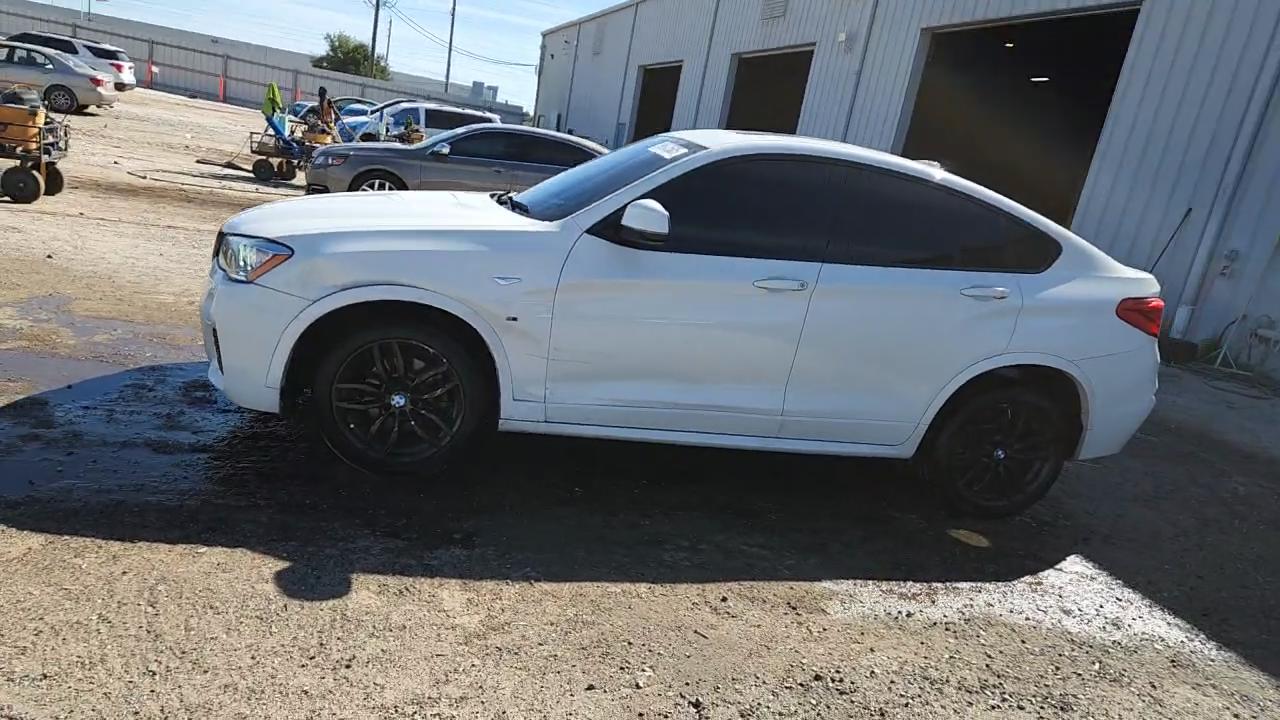 Фото: 5UXXW3C56J0T83089