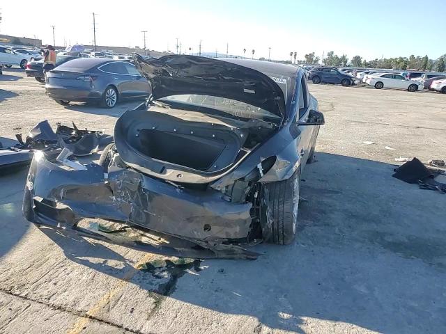 2024 Tesla Model Y VIN: 7SAYGDEE3RF031934 Lot: 85831635