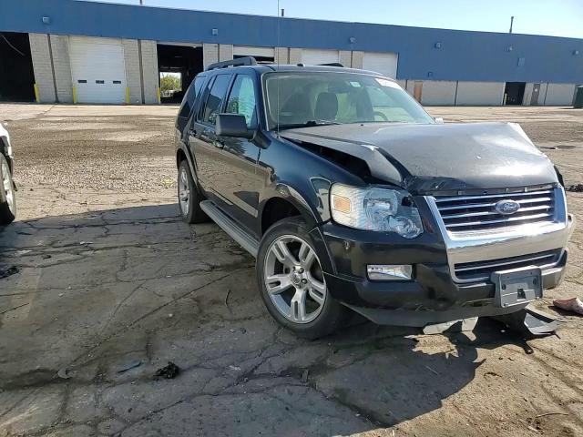 2010 Ford Explorer Xlt VIN: 1FMEU7DE8AUA85698 Lot: 85266425