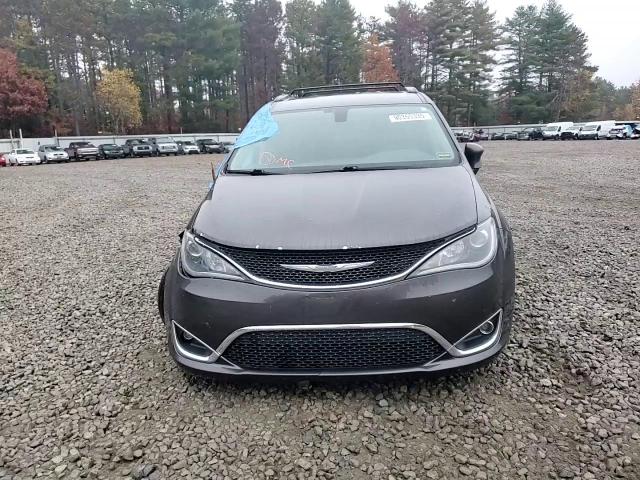 2017 Chrysler Pacifica Touring L VIN: 2C4RC1BG9HR591025 Lot: 90355335