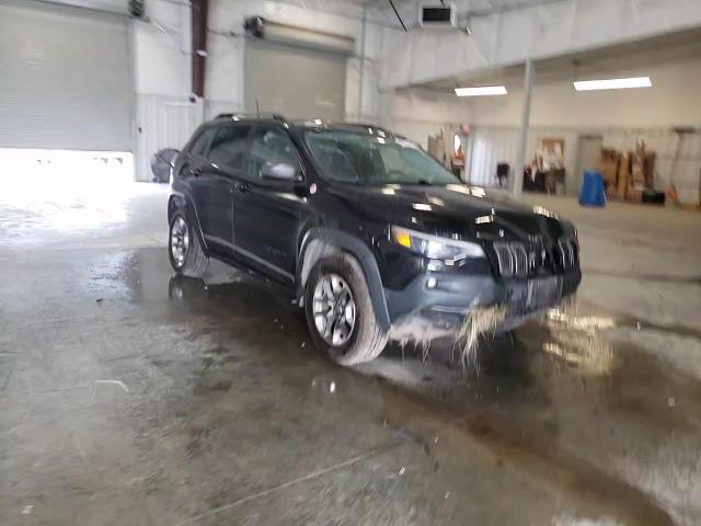 2019 Jeep Cherokee Trailhawk VIN: 1C4PJMBX5KD361586 Lot: 82264455
