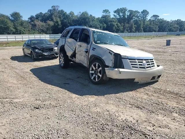 2009 Cadillac Escalade Luxury VIN: 1GYFK23299R210810 Lot: 90879415