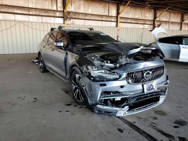 2018 Volvo V90 Cross Country T5 Momentum VIN: YV4102NK4J1023557 Lot: 87400005
