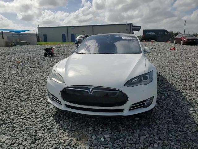 2015 Tesla Model S 70D VIN: 5YJSA1S23FF088773 Lot: 85532315
