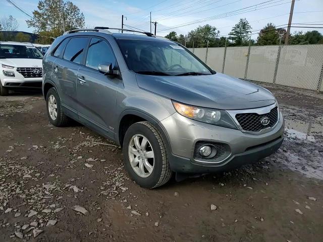 2013 Kia Sorento Lx VIN: 5XYKTCA67DG325751 Lot: 82393255