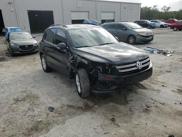 2016 Volkswagen Tiguan S VIN: WVGAV7AX2GW006203 Lot: 82293965