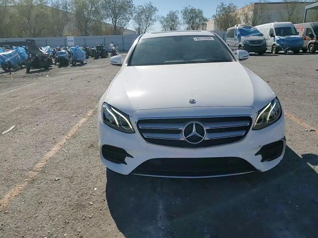 2018 Mercedes-Benz E 300 VIN: WDDZF4JB2JA340748 Lot: 90370205
