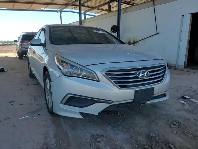 2017 Hyundai Sonata Se VIN: 5NPE24AF8HH443487 Lot: 84708775