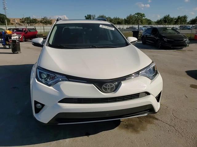 2017 Toyota Rav4 Xle VIN: 2T3WFREV0HW318192 Lot: 87416525