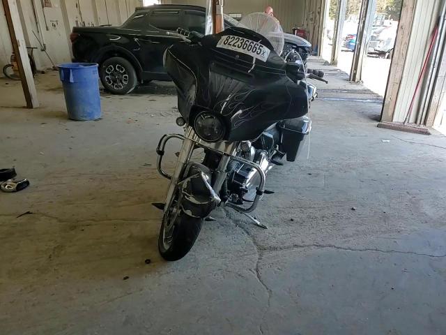 2016 Harley-Davidson Flhx Street Glide VIN: 1HD1KBM16GB619048 Lot: 82236665