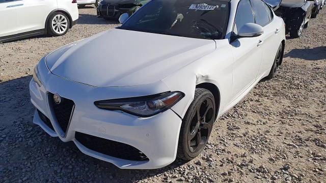 2017 Alfa Romeo Giulia Ti Q4 VIN: ZARFAEEN7H7540141 Lot: 90920145