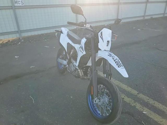 2025 Suzuki Dr-Z400 Sm VIN: JS1ER12EXS7100976 Lot: 90037125