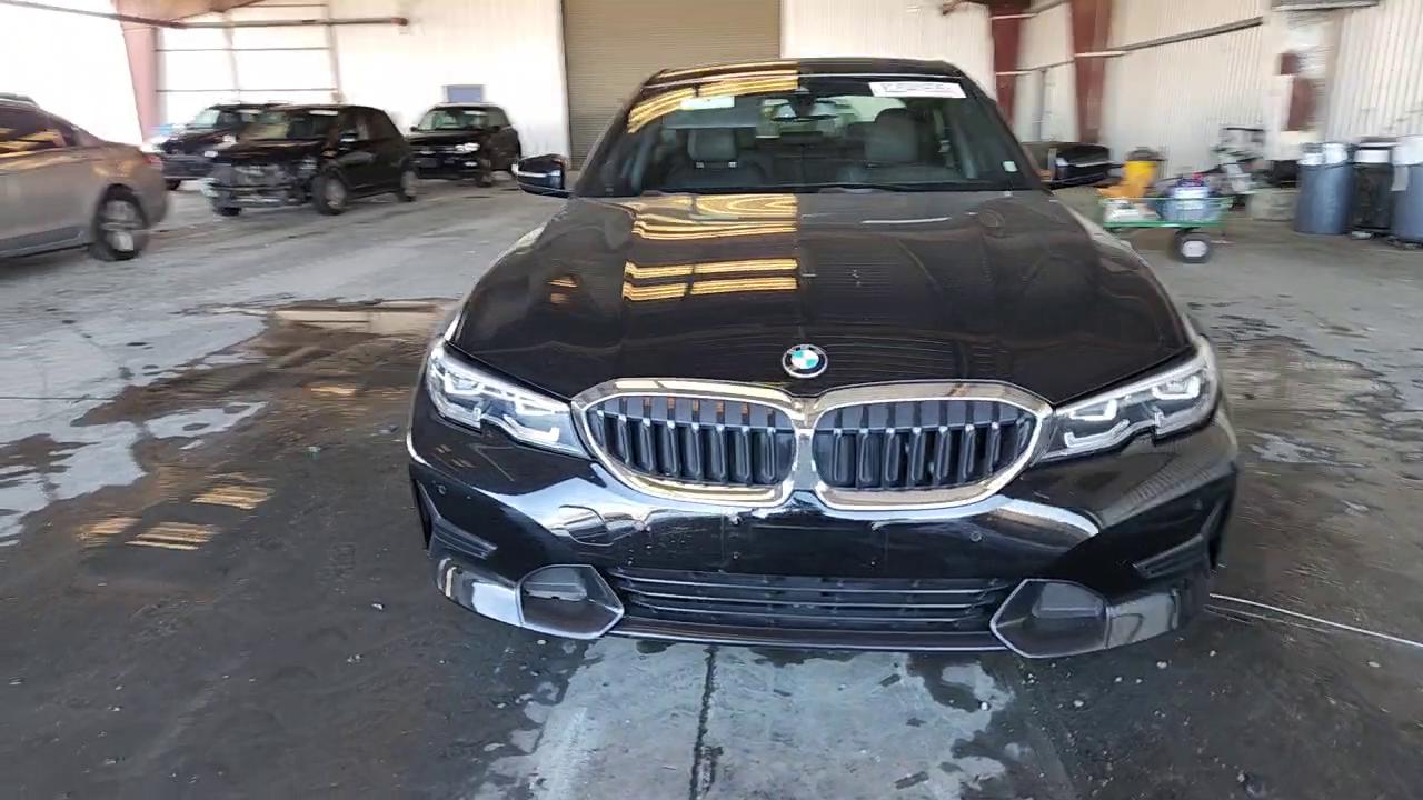 Фото: WBA5P7C0XMFK85537