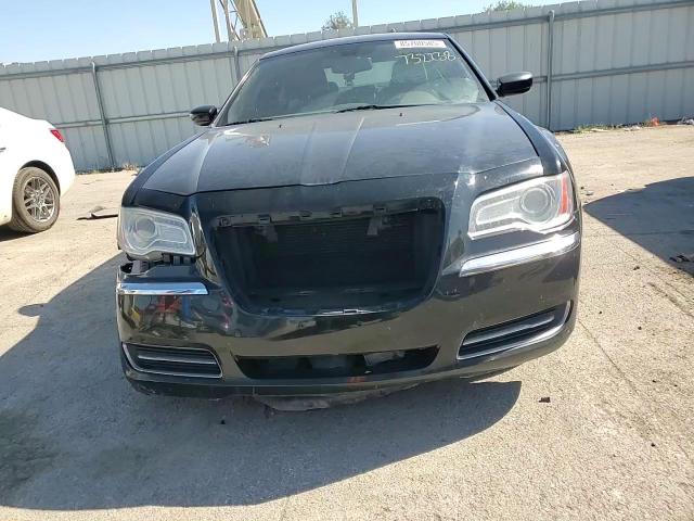 2013 Chrysler 300 VIN: 2C3CCAAG4DH732238 Lot: 85700585
