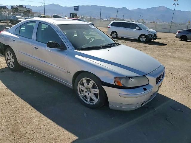 2005 Volvo S60 2.5T VIN: YV1RH592452430069 Lot: 90711895