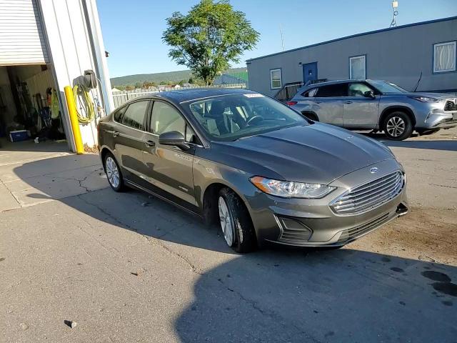 2019 Ford Fusion Se VIN: 3FA6P0LU2KR104860 Lot: 84580625
