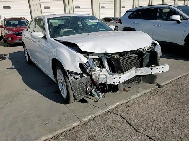 2020 Chrysler 300 Touring VIN: 2C3CCAAG9LH115626 Lot: 82455815