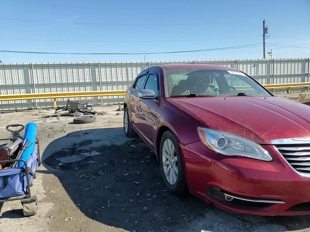 2013 Chrysler 200 Limited VIN: 1C3CCBCG1DN569283 Lot: 82696045