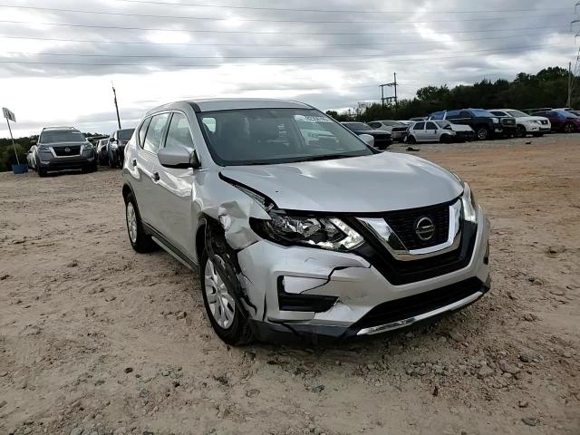 2018 Nissan Rogue S VIN: KNMAT2MT5JP579281 Lot: 82358195