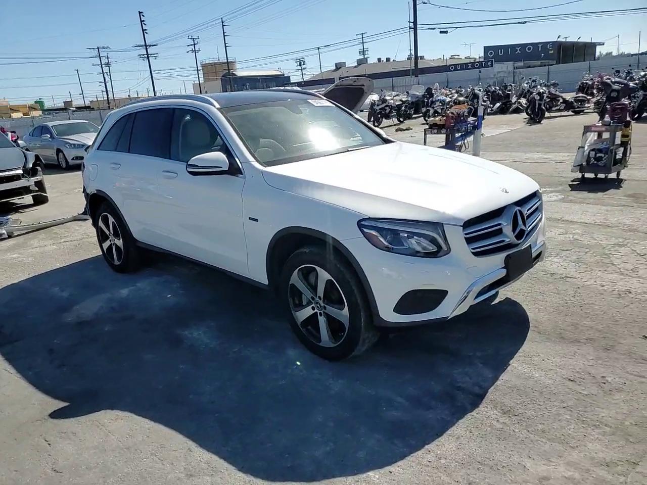 Фото: WDC0G5EB9KF617393