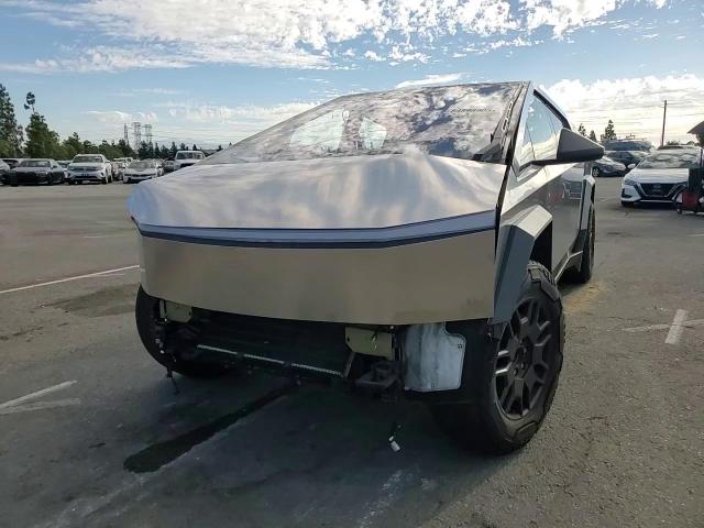 2024 Tesla Cybertruck VIN: 7G2CEHEEXRA020699 Lot: 84898905