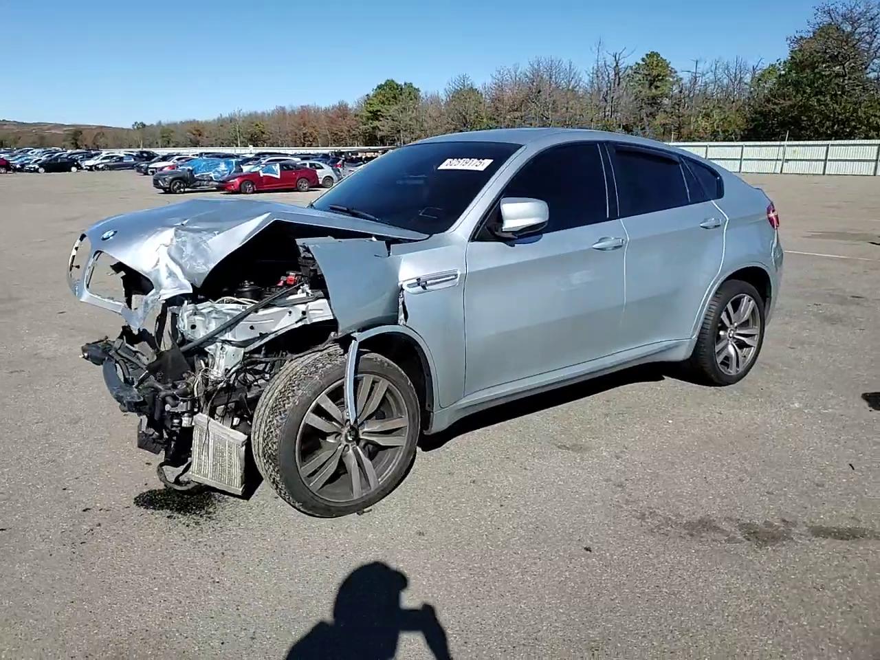 Фото: 5YMGZ0C59E0C40368