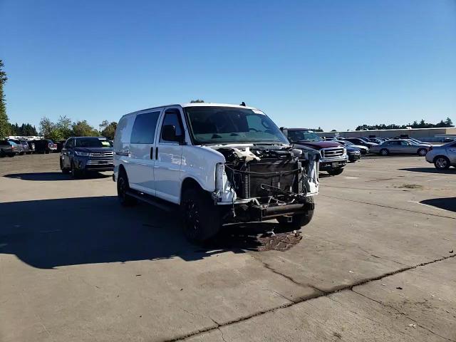 2019 Chevrolet Truck Chevan/Exp Cargo 250 VIN: 1GCWGAFG2K1309739 Lot: 82262305