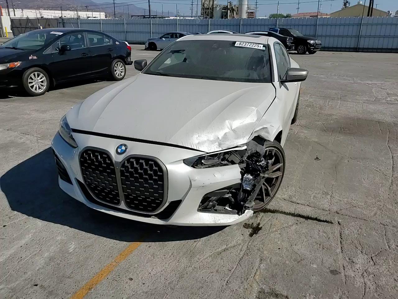 Фото: WBA13AR00MCF78401