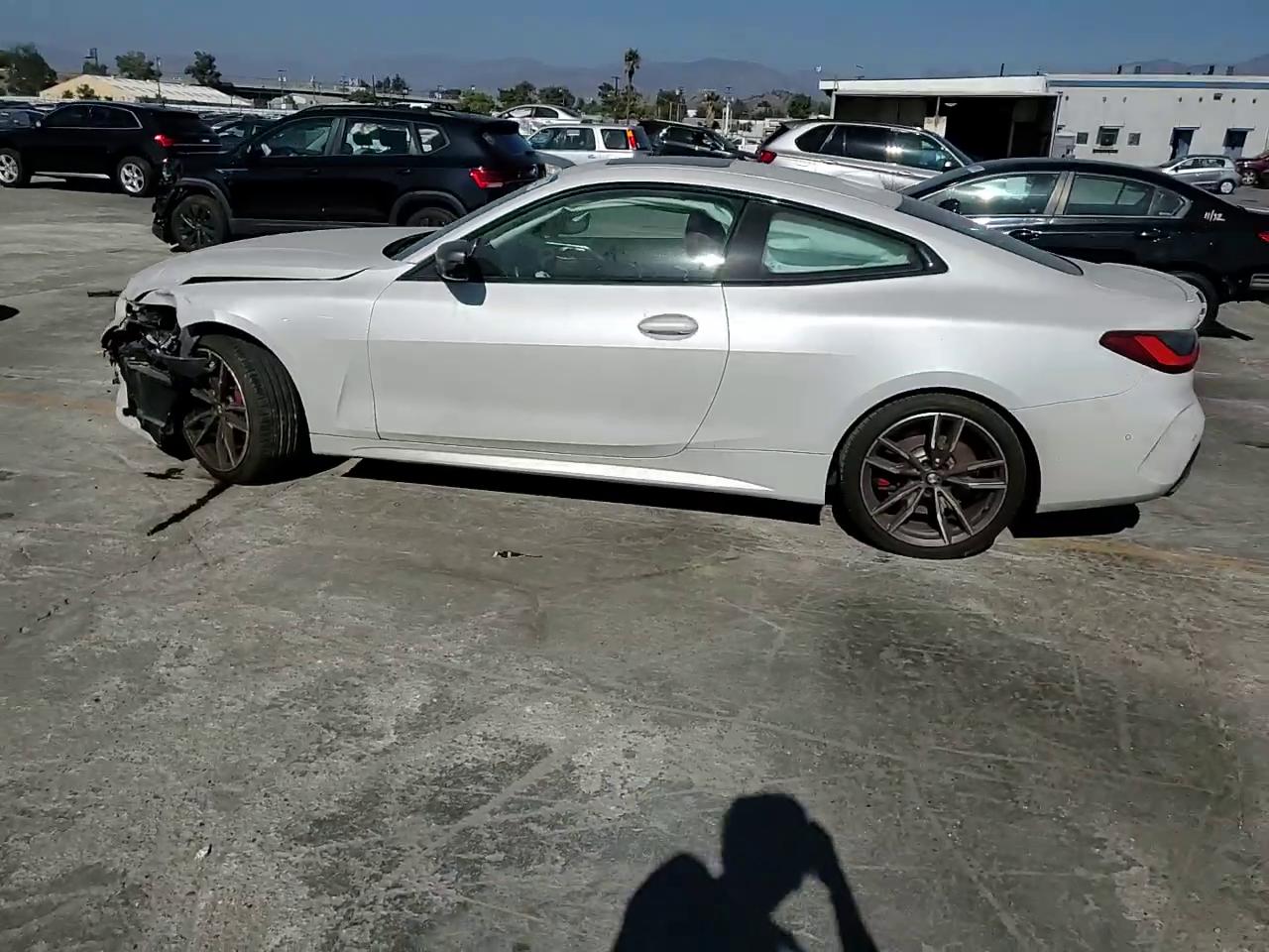 Фото: WBA13AR00MCF78401