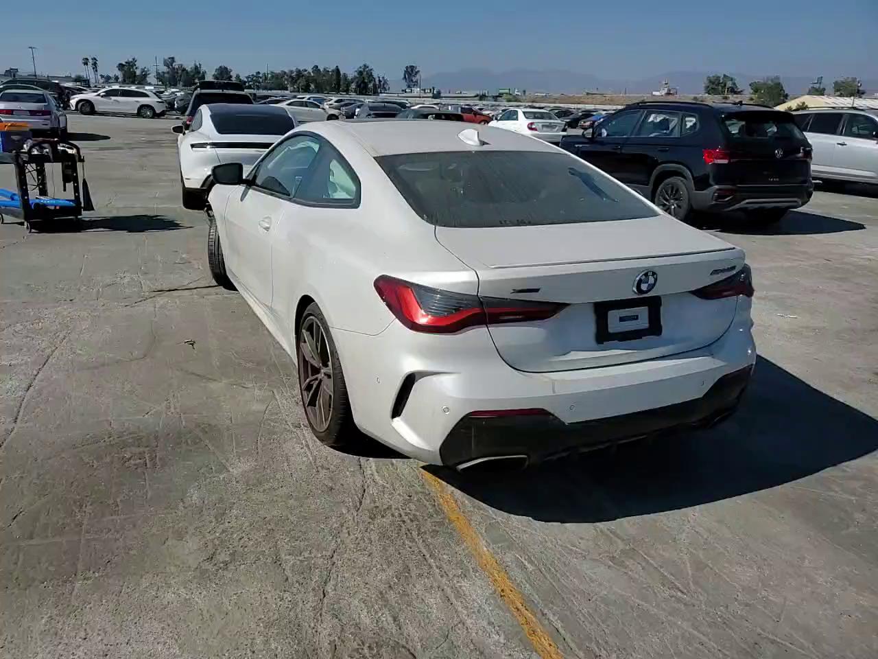 Фото: WBA13AR00MCF78401