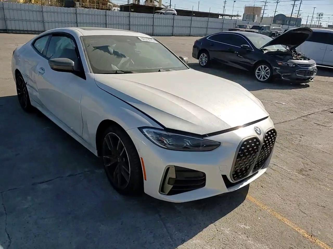 Фото: WBA13AR00MCF78401