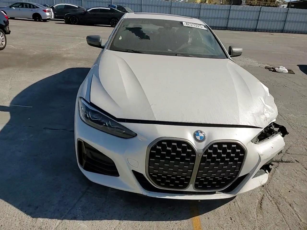 Фото: WBA13AR00MCF78401