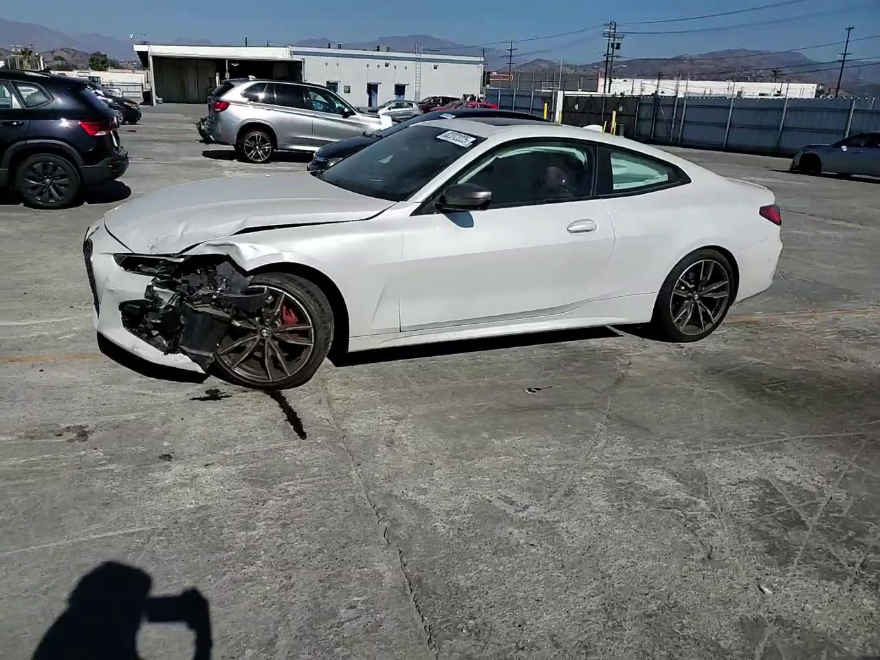 Фото: WBA13AR00MCF78401