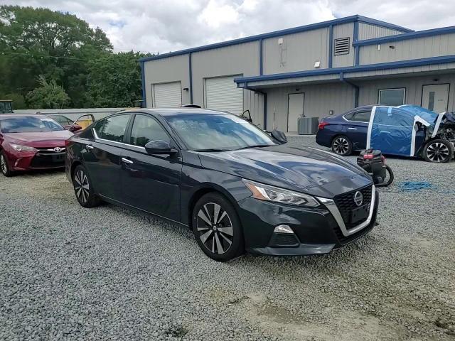 2022 Nissan Altima Sv VIN: 1N4BL4DV9NN385930 Lot: 82310725
