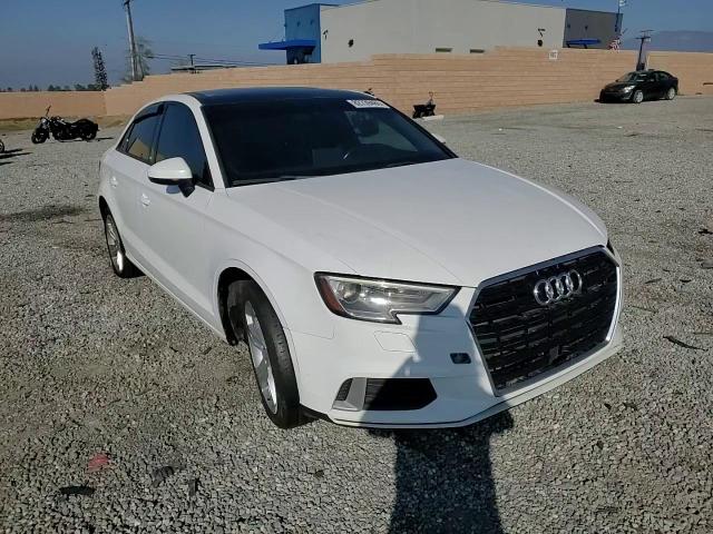 2017 Audi A3 Premium VIN: WAUAUGFF1H1029068 Lot: 82739465