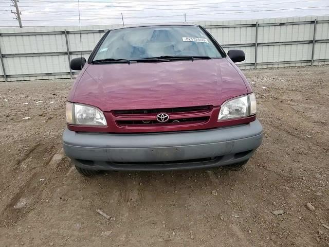 2000 Toyota Sienna Le VIN: 4T3ZF13C4YU280529 Lot: 82532555