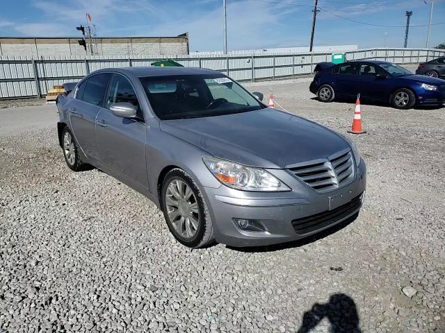 2009 Hyundai Genesis 3.8L VIN: KMHGC46E19U040928 Lot: 82593015