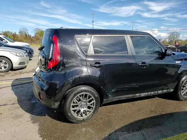 2018 Kia Soul VIN: KNDJN2A22J7622979 Lot: 86136095