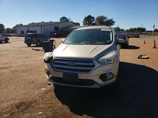 2017 Ford Escape Se VIN: 1FMCU0GD4HUC49217 Lot: 91047225