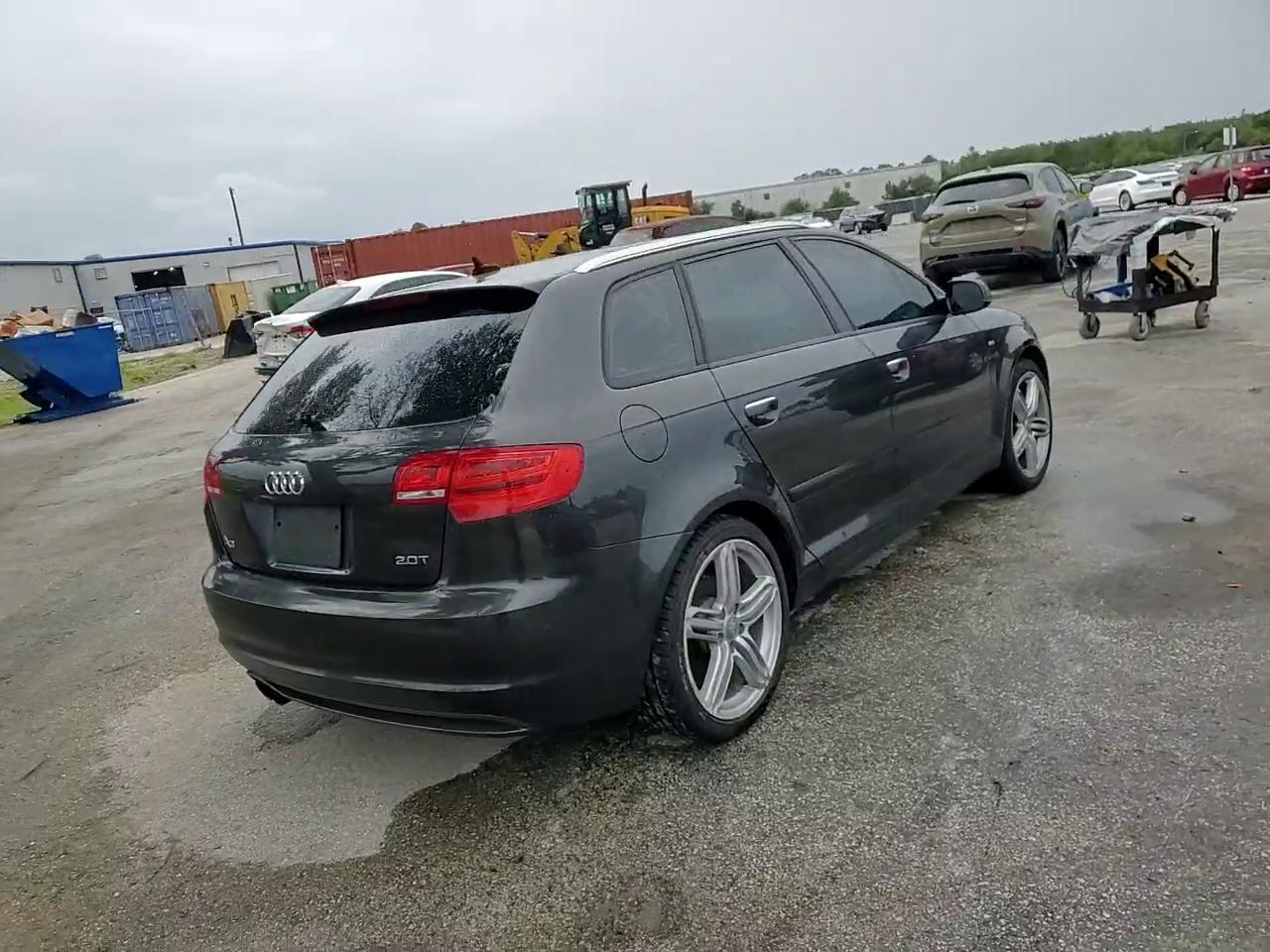 Фото: WAUKEAFM8DA007477