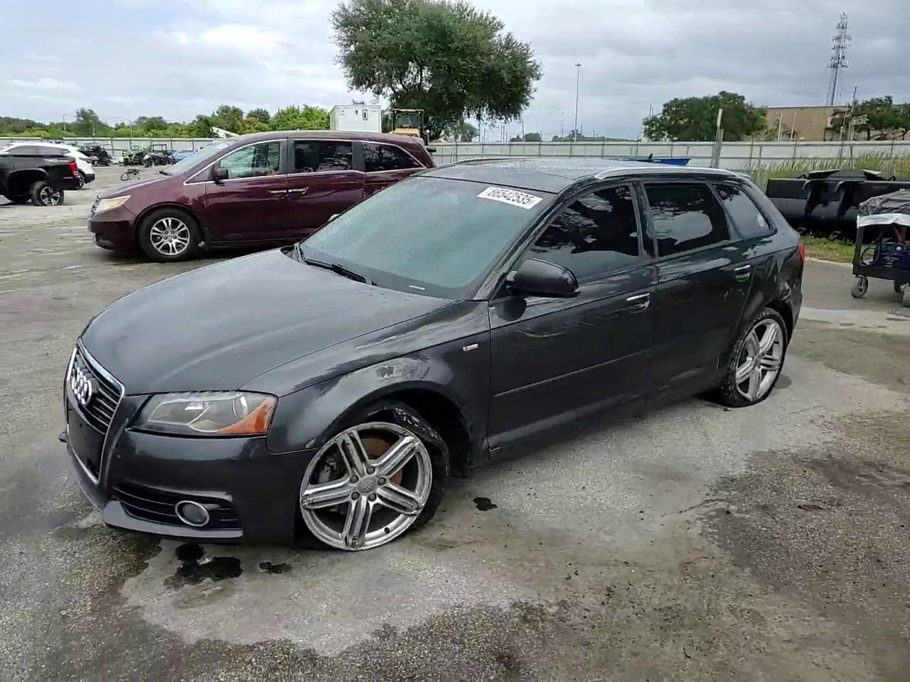 Фото: WAUKEAFM8DA007477