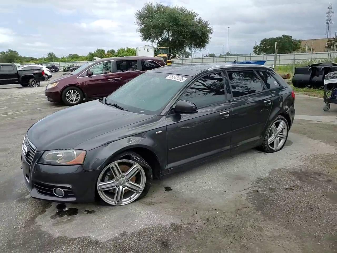 Фото: WAUKEAFM8DA007477