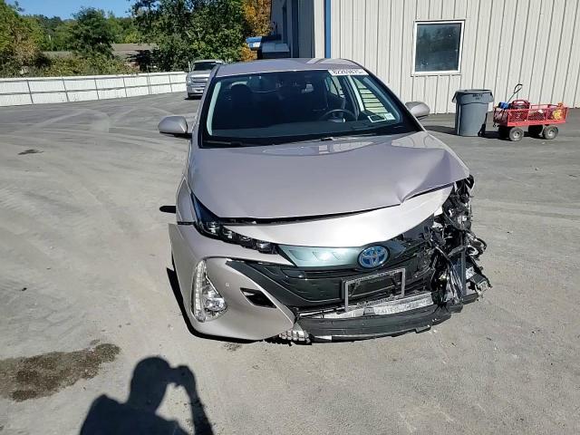2020 Toyota Prius Prime Le VIN: JTDKARFP0L3132516 Lot: 82269875
